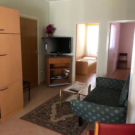 Apartman Refik
