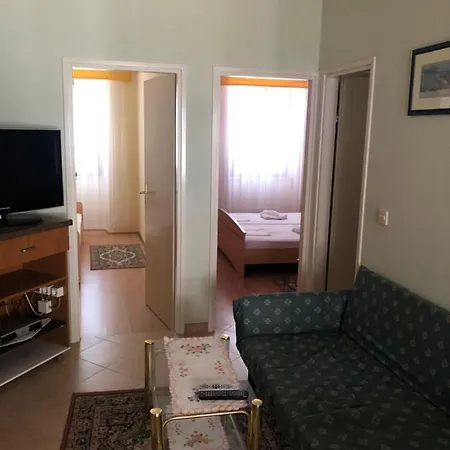 Apartman Refik *