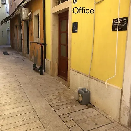 Apartman Refik *